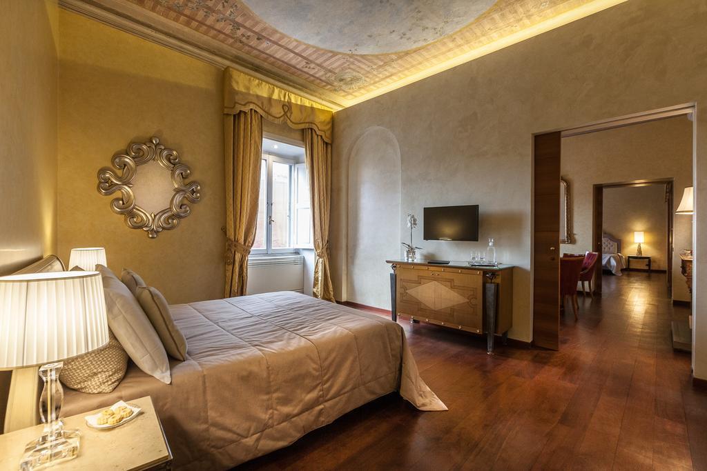 Prestigious Apartment Piazza Navona Рим Экстерьер фото